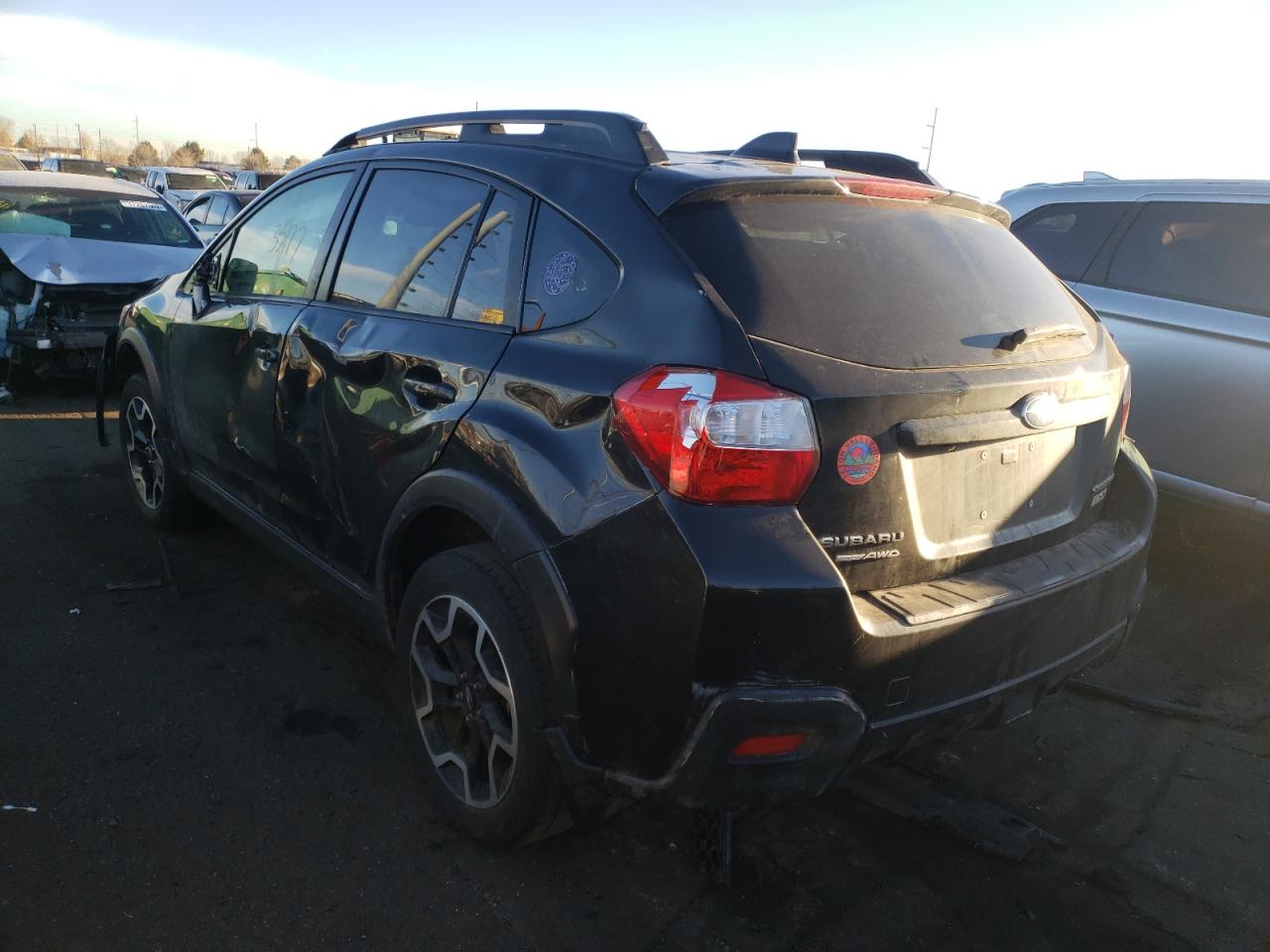 Photo 3 from auction – 2016 SUBARU CROSSTREK with VIN JF2GPADC7GH261577