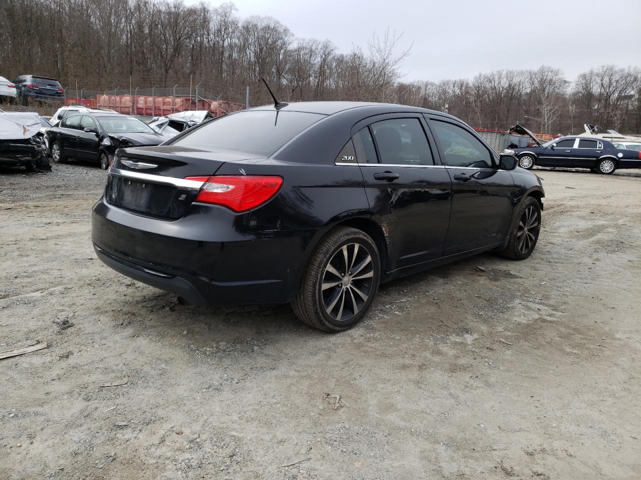 Photo 4 from auction – 2014 CHRYSLER 200 TOURIN with VIN 1C3CCBBB6EN177259