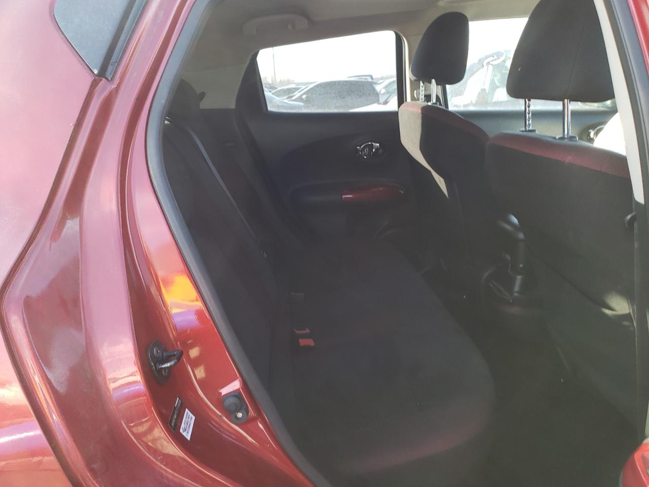 Photo 6 from auction – 2012 NISSAN JUKE S with VIN JN8AF5MV7CT110038