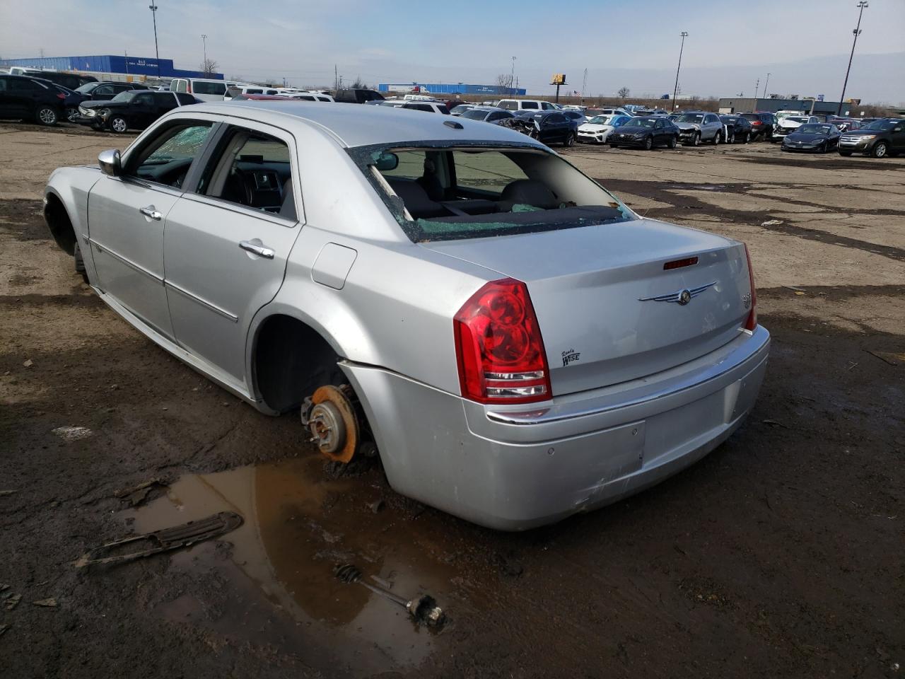 Photo 3 from auction – 2010 CHRYSLER 300C with VIN 2C3CA6CT0AH114360