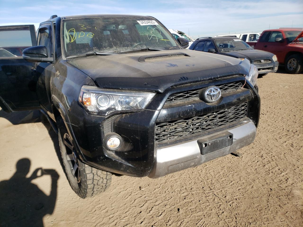 Photo 9 from auction – 2017 TOYOTA 4RUNNER SR with VIN JTEBU5JR7H5419464