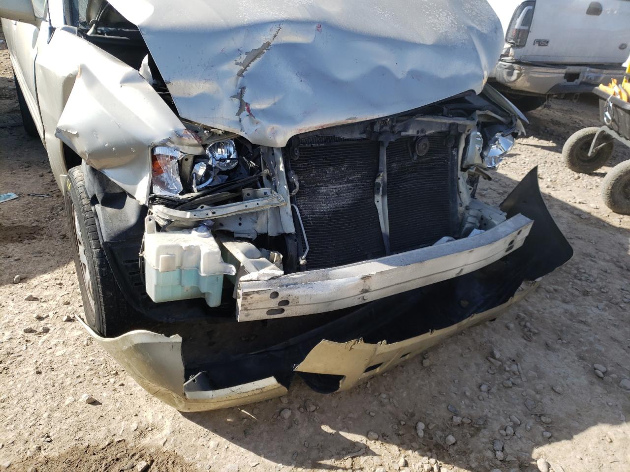 Photo 9 from auction – 2002 TOYOTA HIGHLANDER with VIN JTEGF21A520034966