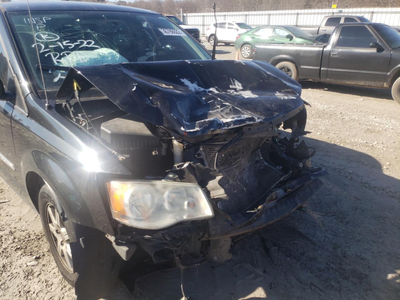 Photo 9 from auction – 2012 CHRYSLER TOWN & COU with VIN 2C4RC1BG9CR251656