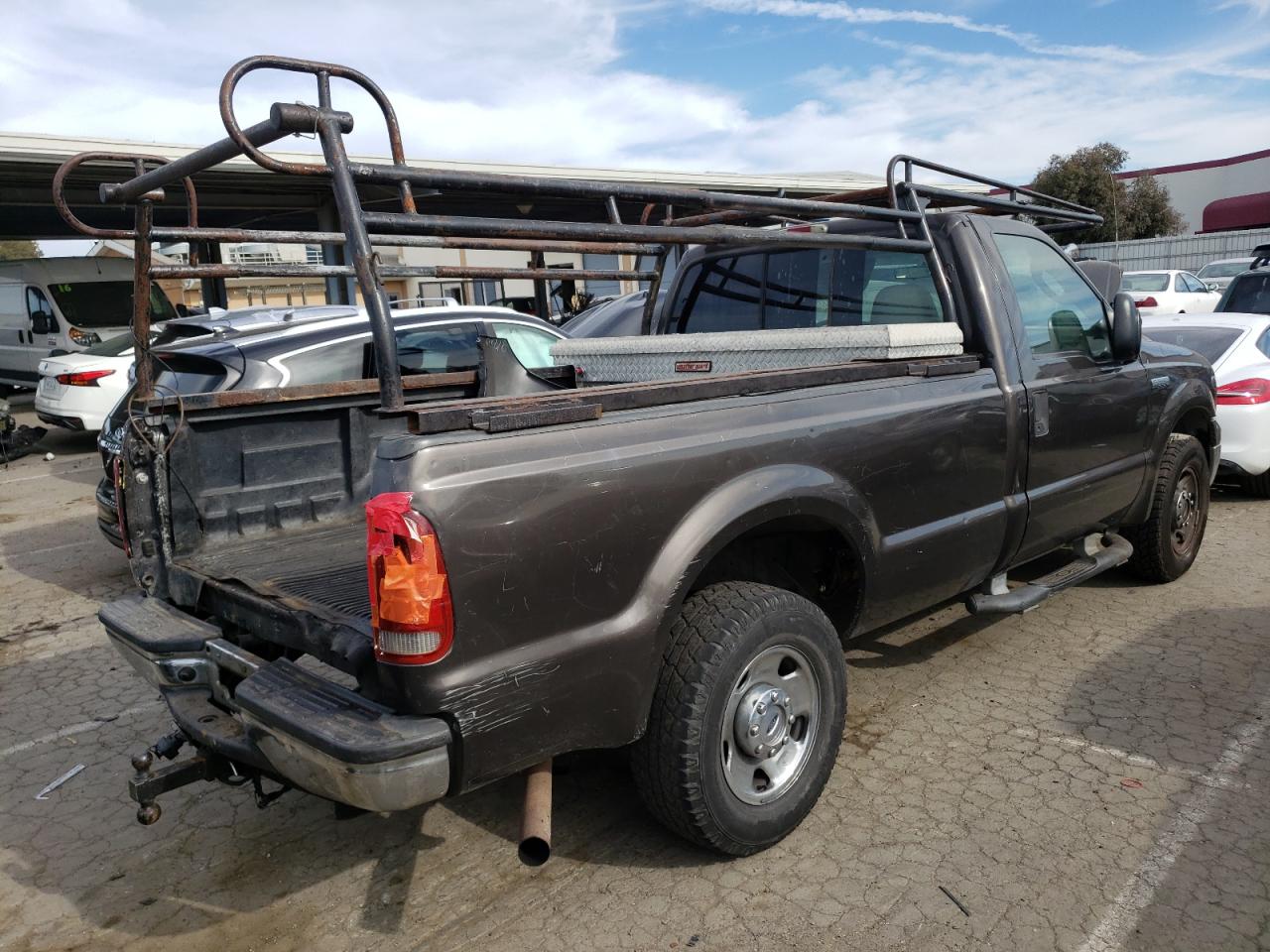Photo 4 from auction – 2005 FORD F250 SUPER with VIN 1FTNF20575EA24611