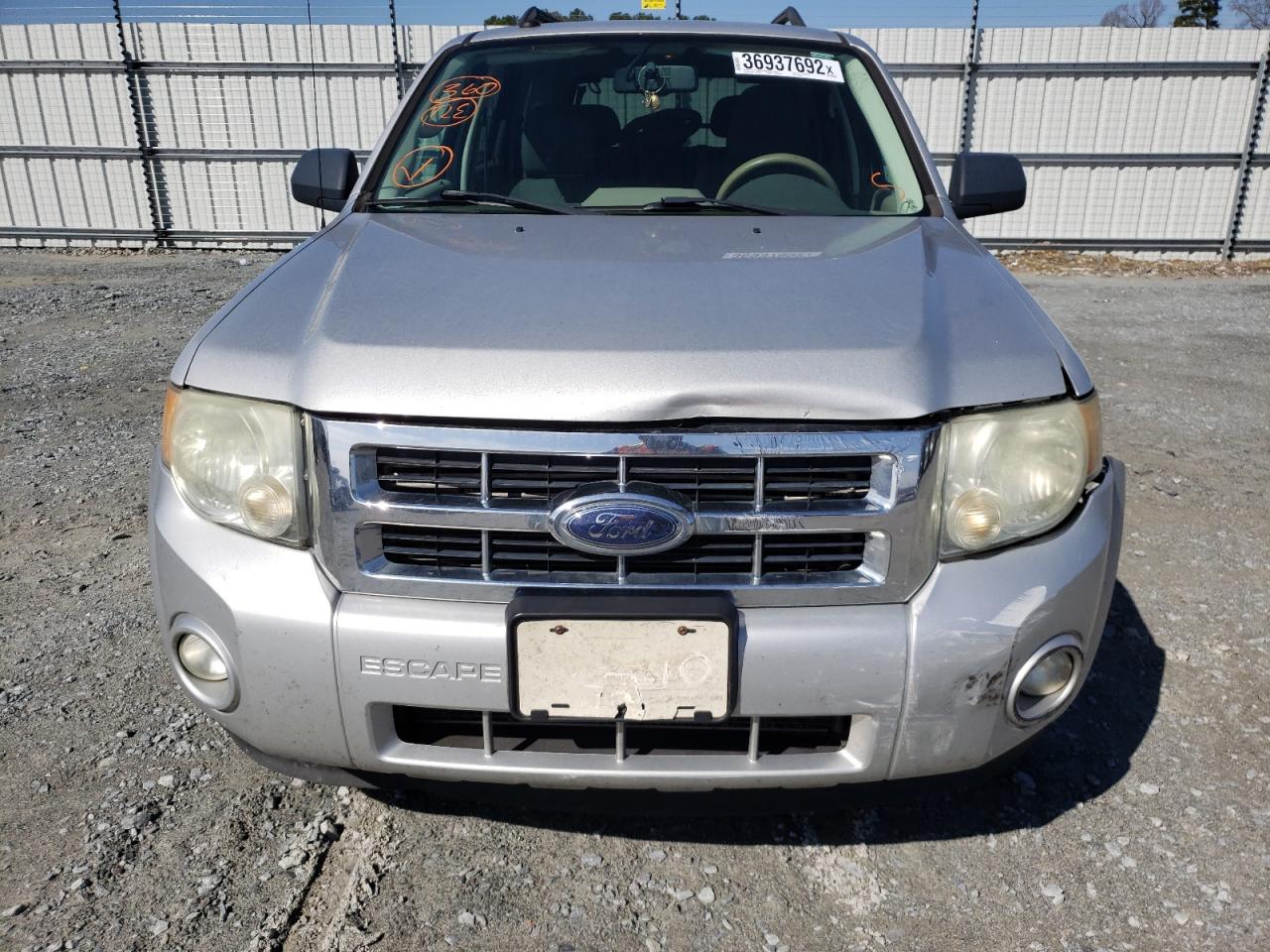 Photo 9 from auction – 2009 FORD ESCAPE XLT with VIN 1FMCU03789KA51348