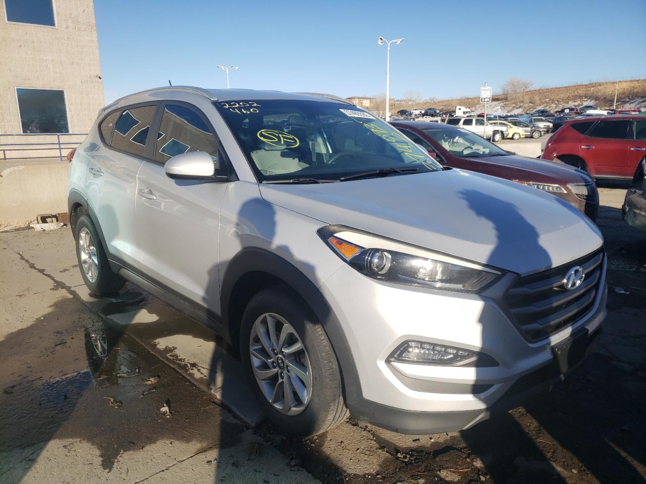 HYUNDAI TUCSON LIM 2016 with VIN KM8J3CA46GU082913 - Photo from auction
