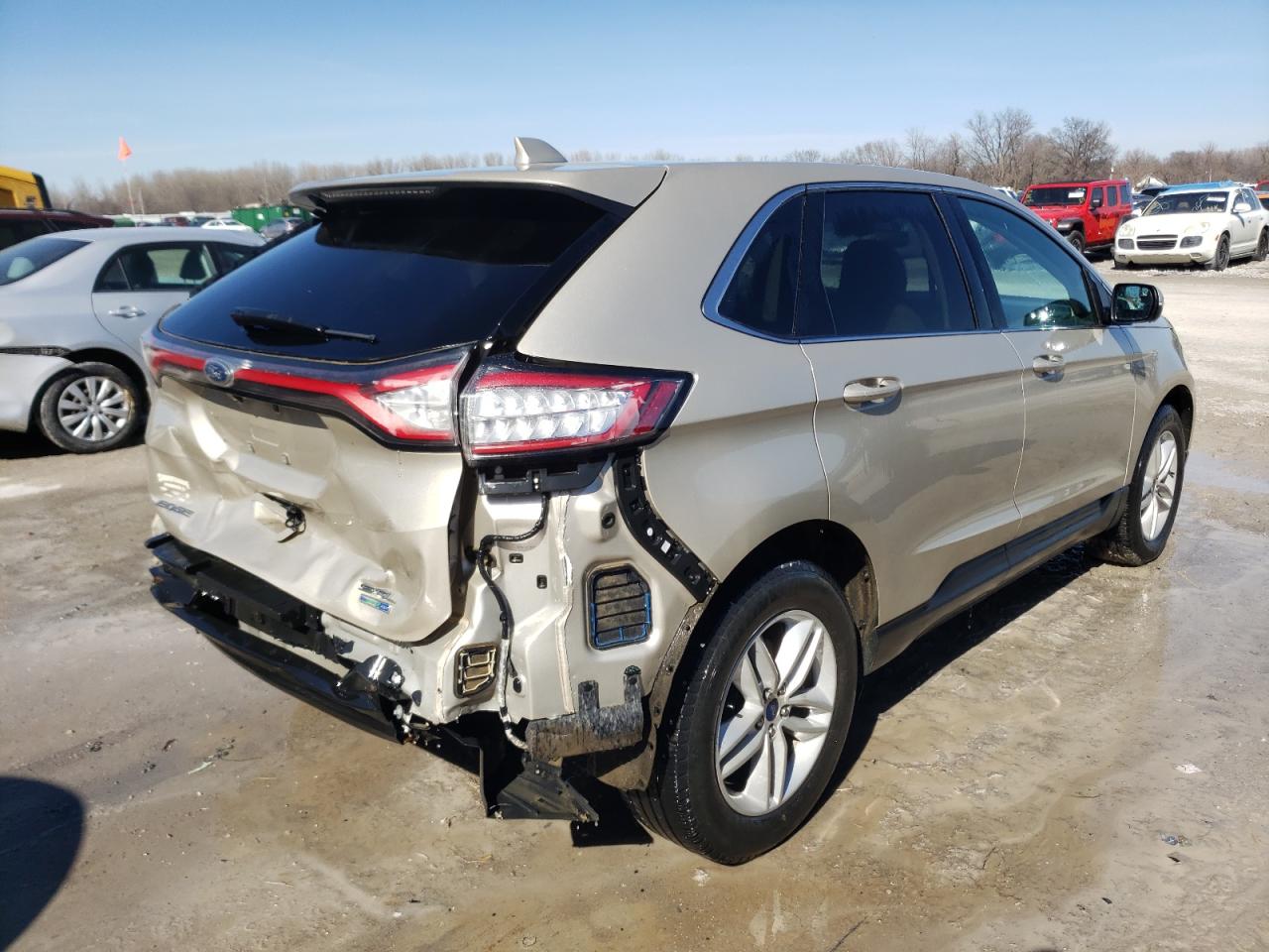 Photo 4 from auction – 2018 FORD EDGE SEL with VIN 2FMPK4J92JBB32637