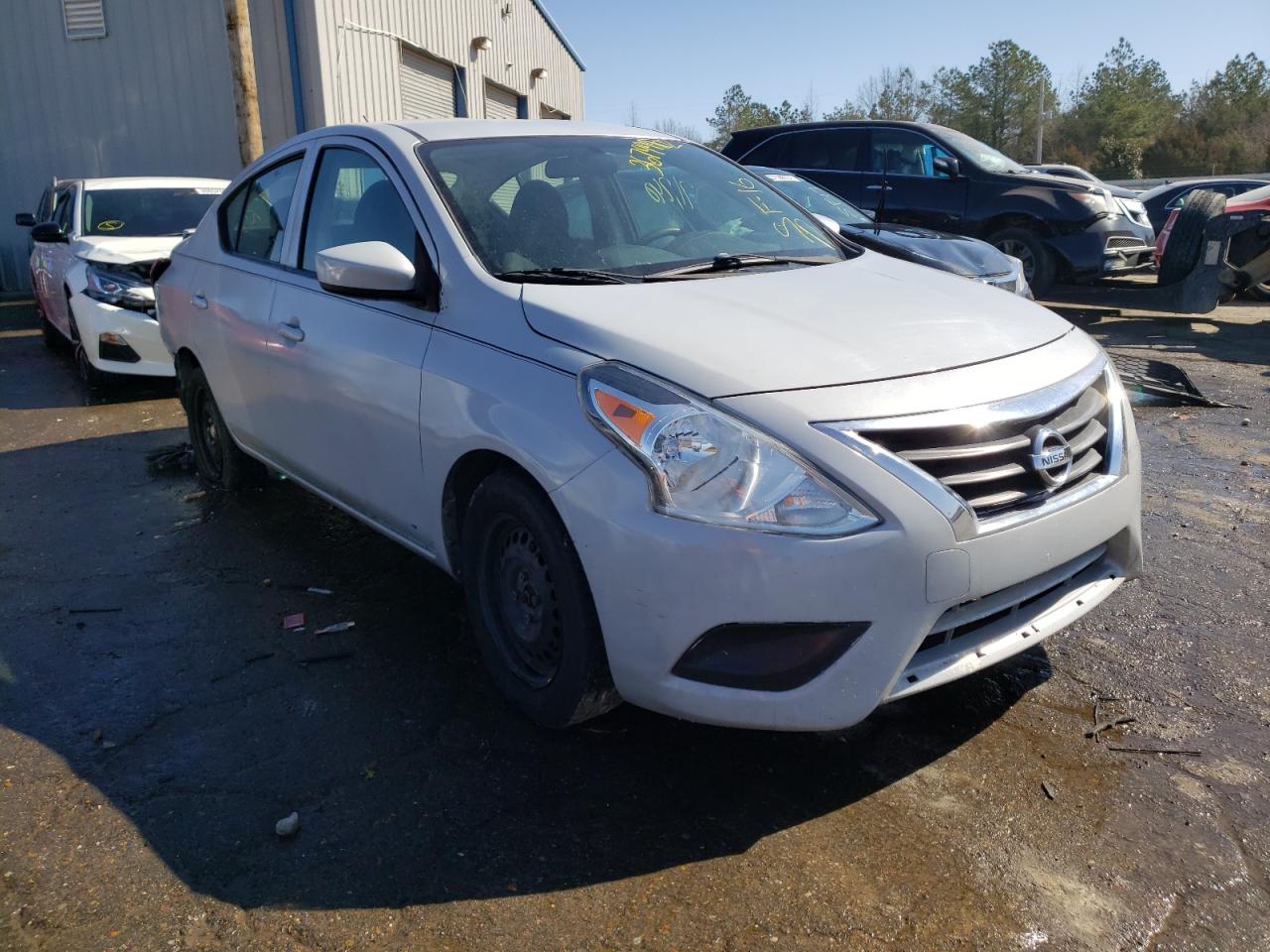 NISSAN VERSA S 2016 with VIN 3N1CN7AP4GL908695 - Photo from auction