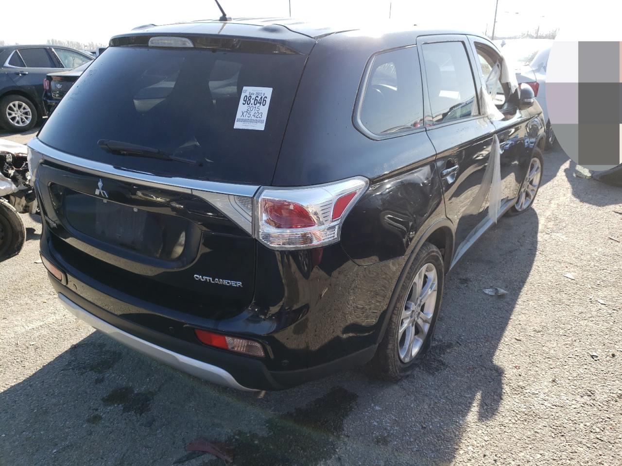 Photo 4 from auction – 2015 MITSUBISHI OUTLANDER with VIN JA4AD3A38FZ003956