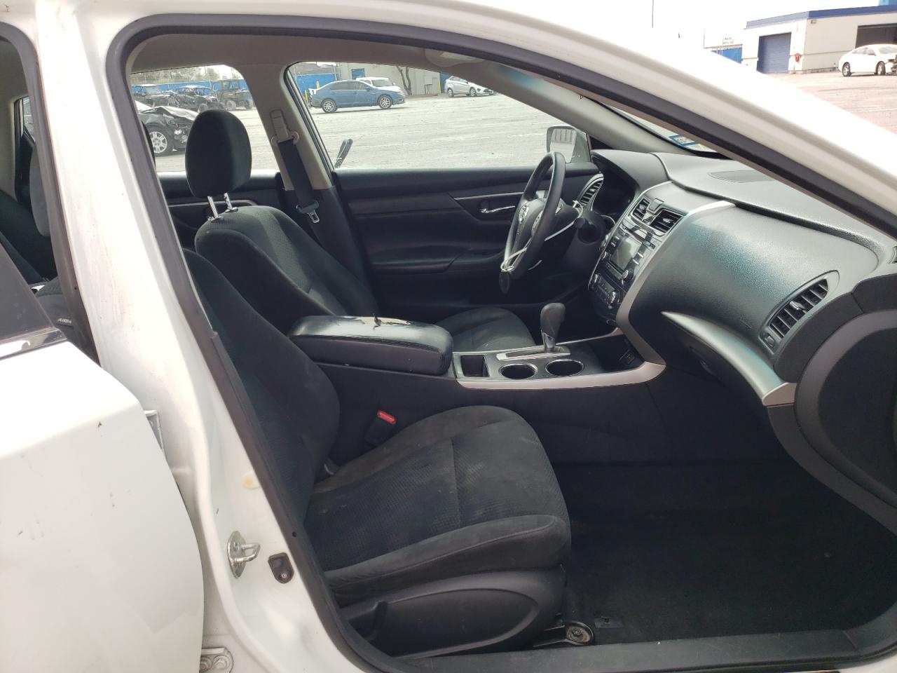 Photo 5 from auction – 2015 NISSAN ALTIMA 2.5 with VIN 1N4AL3AP7FN894430