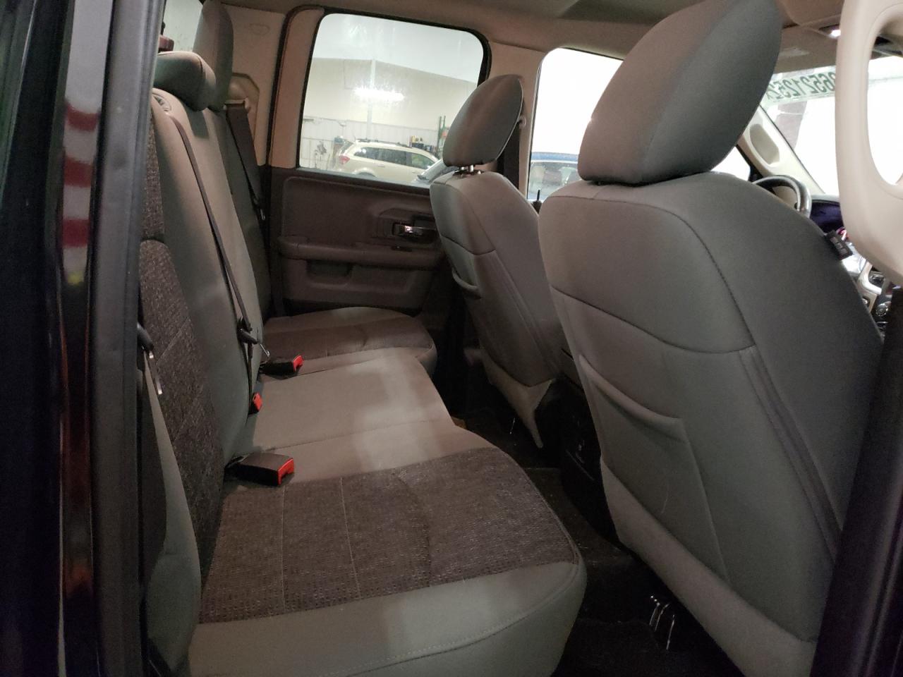 Photo 6 from auction – 2019 RAM 1500 CLASS with VIN 1C6RR7GT8KS725981