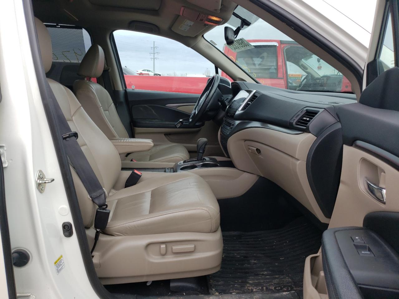 Foto 5 de la subasta – 2016 HONDA PILOT EXL con VIN 5FNYF6H80GB045899
