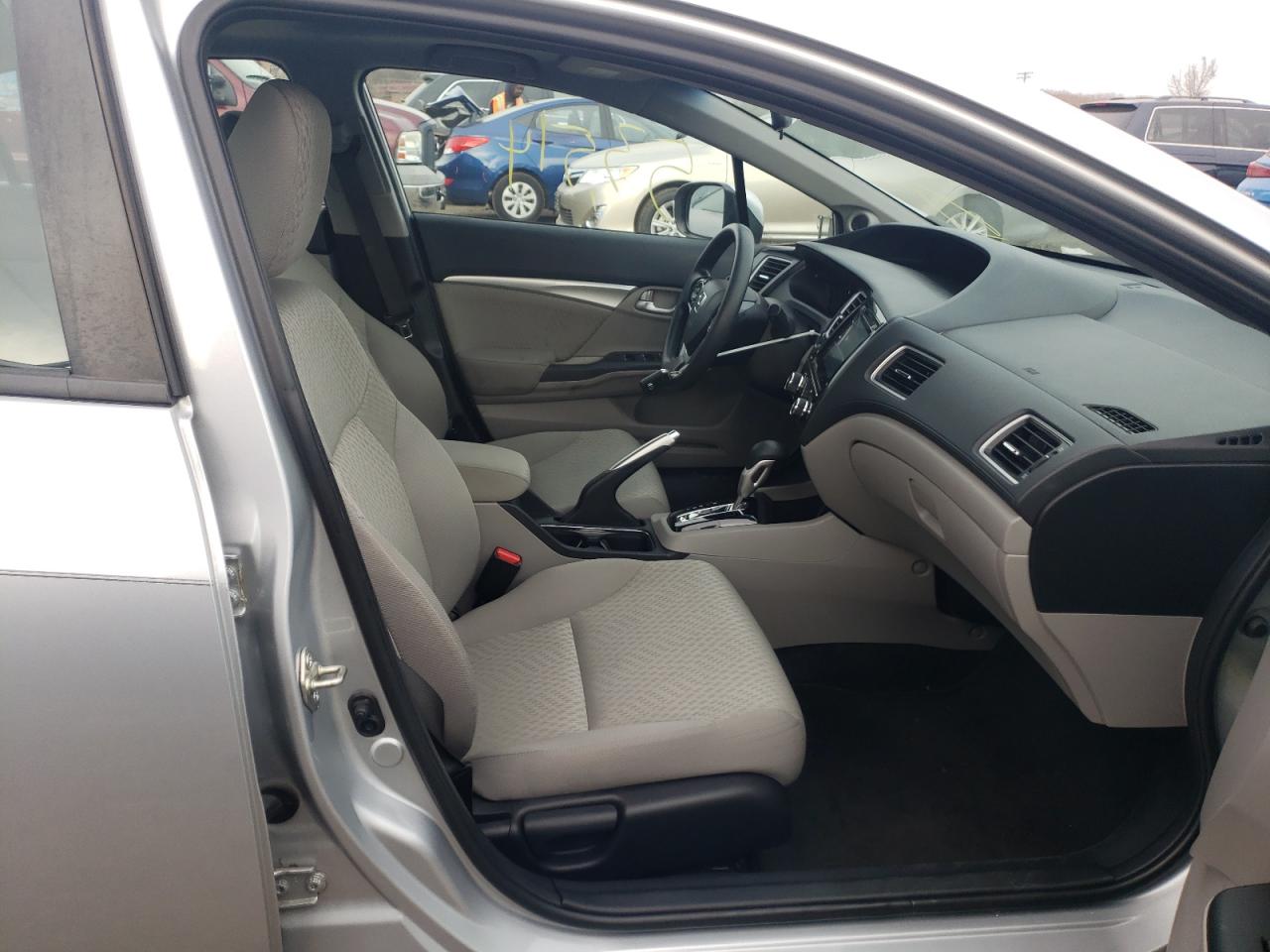 Photo 5 from auction – 2015 HONDA CIVIC EX with VIN 2HGFB2F87FH500661