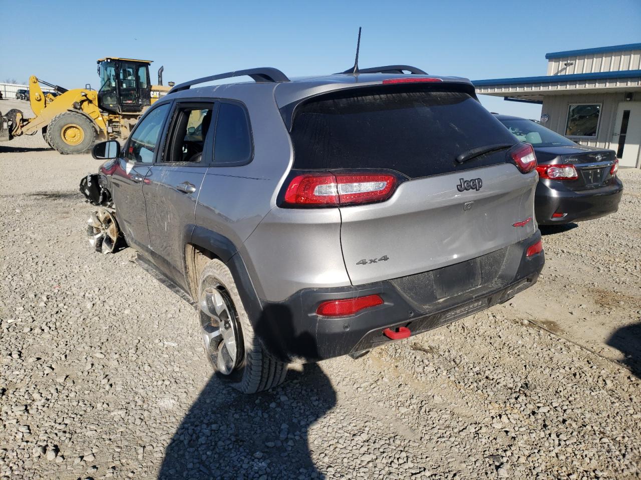 Photo 3 from auction – 2018 JEEP CHEROKEE T with VIN 1C4PJMBX4JD501965