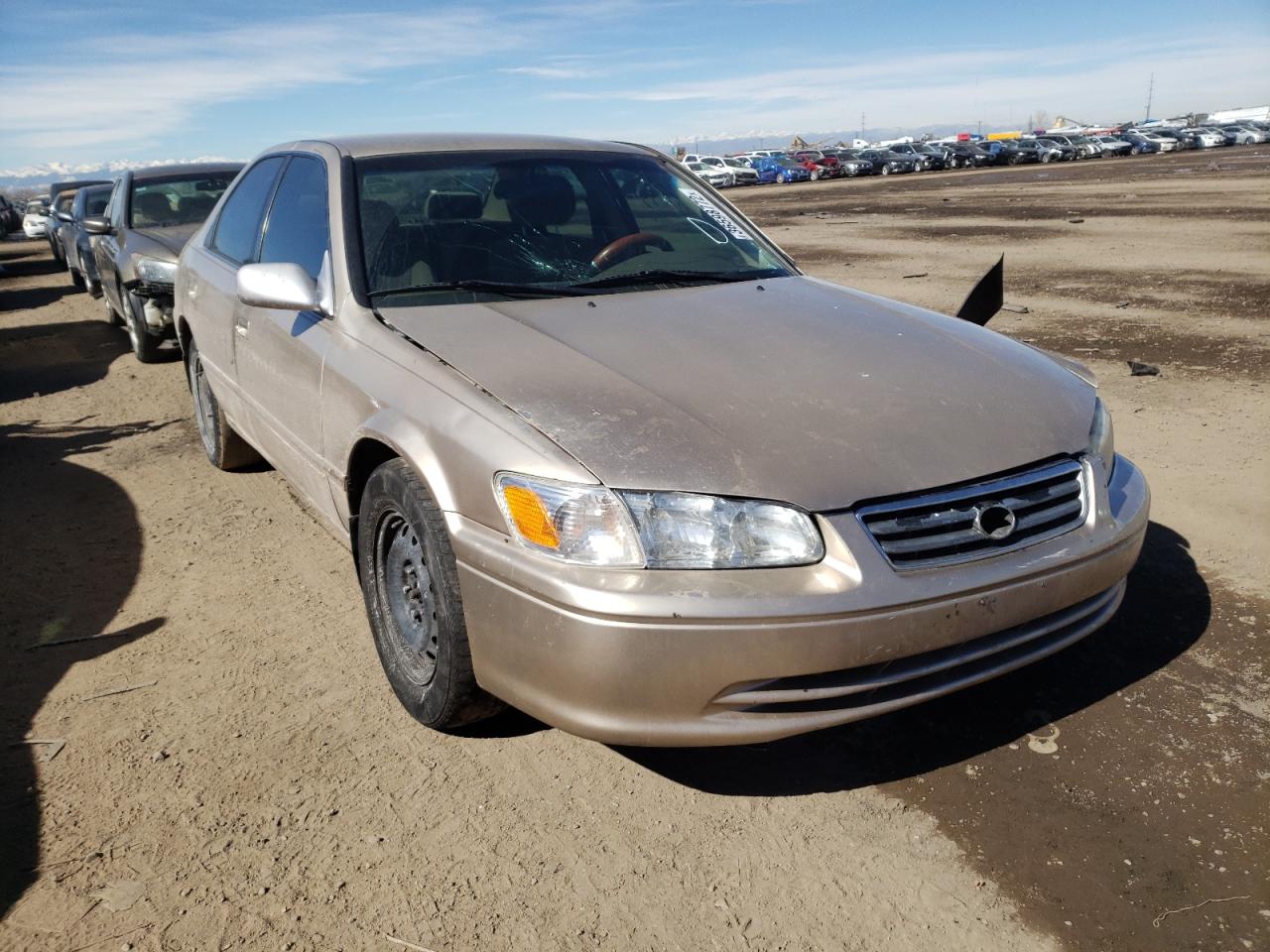 TOYOTA CAMRY CE 2000 with VIN JT2BG22K0Y0470094 - Photo from auction