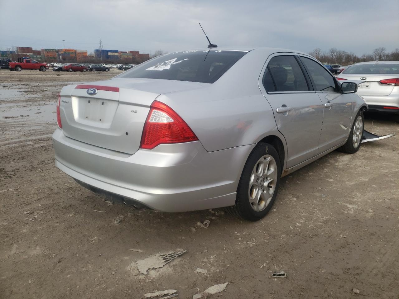 Photo 4 from auction – 2011 FORD FUSION SE with VIN 3FAHP0HA8BR336662