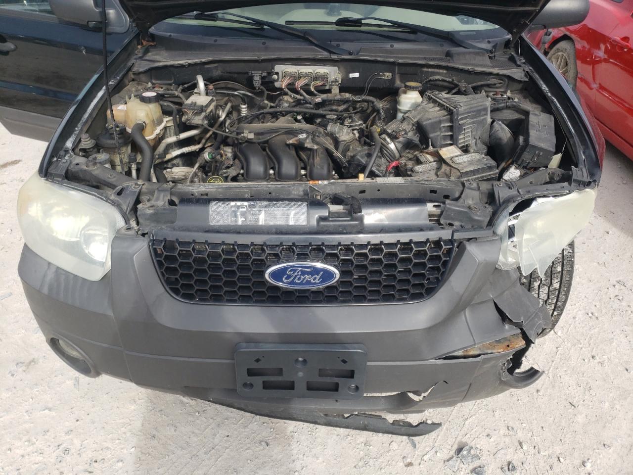 Photo 7 from auction – 2006 FORD ESCAPE XLT with VIN 1FMCU93106KD34662