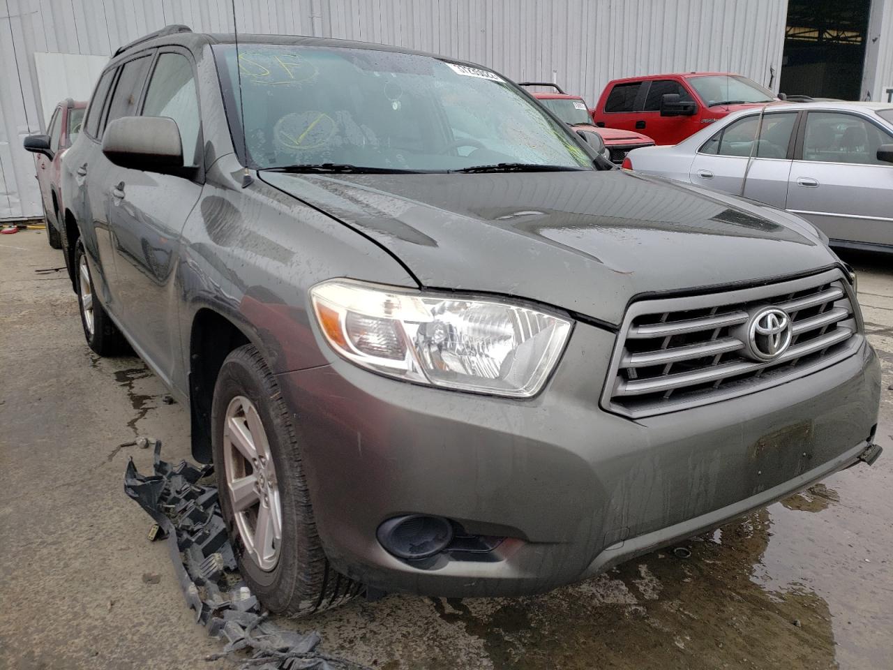TOYOTA HIGHLANDER 2010 with VIN 5TDBK3EH9AS037825 - Photo from auction