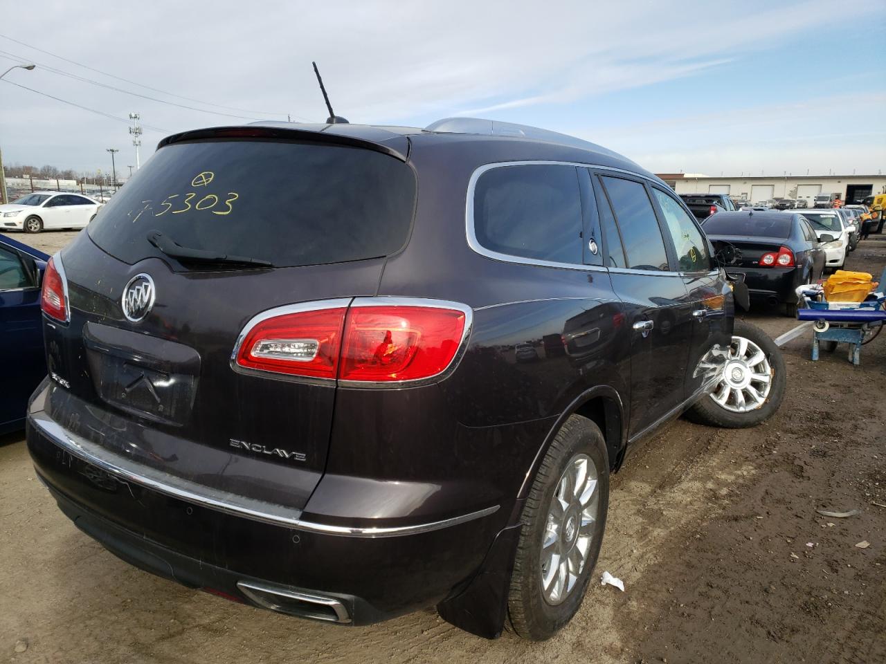 Photo 4 from auction – 2015 BUICK ENCLAVE with VIN 5GAKRBKD7FJ375303