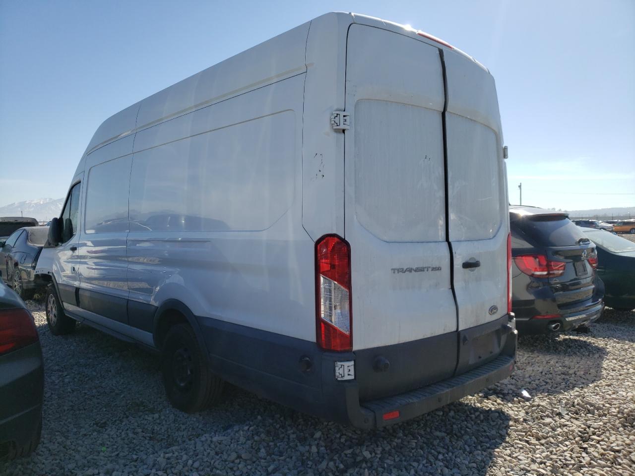 Photo 3 from auction – 2017 FORD TRANSIT T- with VIN 1FTYR3XMXHKB16115