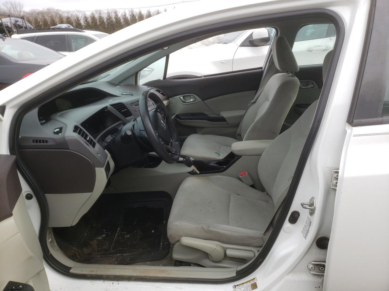 Photo 5 from auction – 2012 HONDA CIVIC LX with VIN 19XFB2F53CE381311