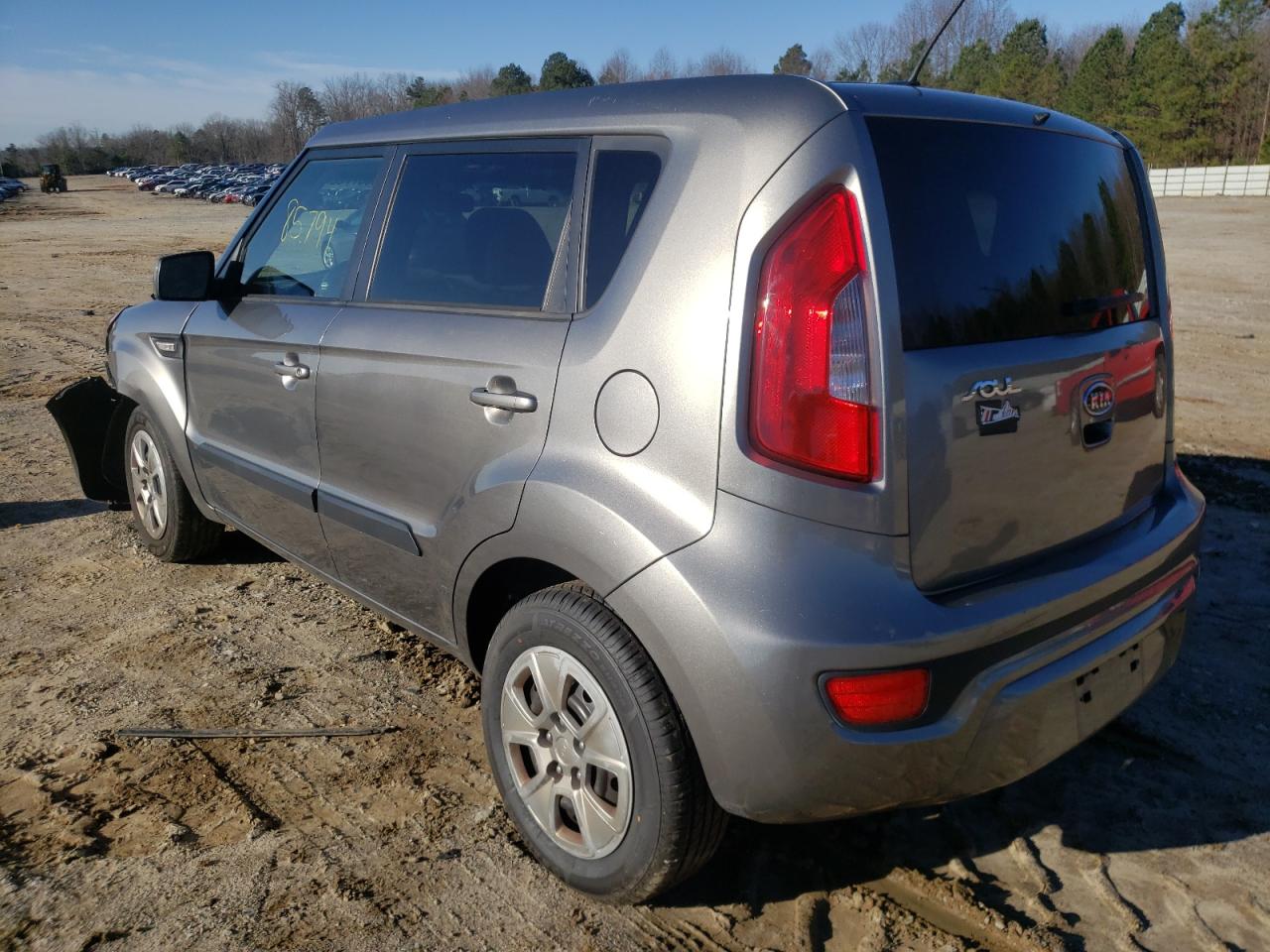 Photo 3 from auction – 2013 KIA SOUL with VIN KNDJT2A59D7602992