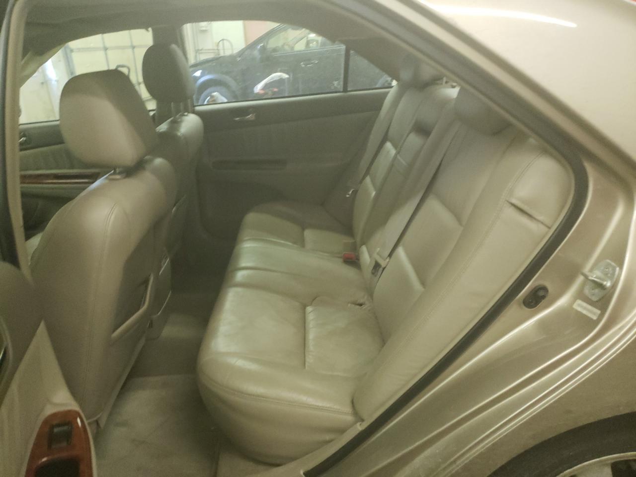 Photo 6 from auction – 2003 TOYOTA CAMRY LE with VIN 4T1BF30K53U047396