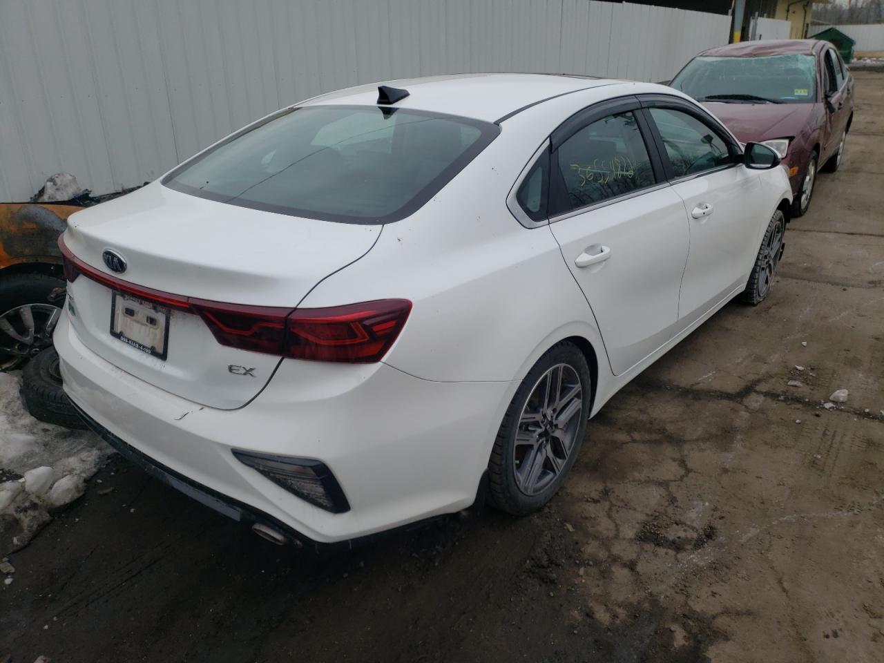 Photo 4 from auction – 2021 KIA FORTE EX with VIN 3KPF54AD9ME341253