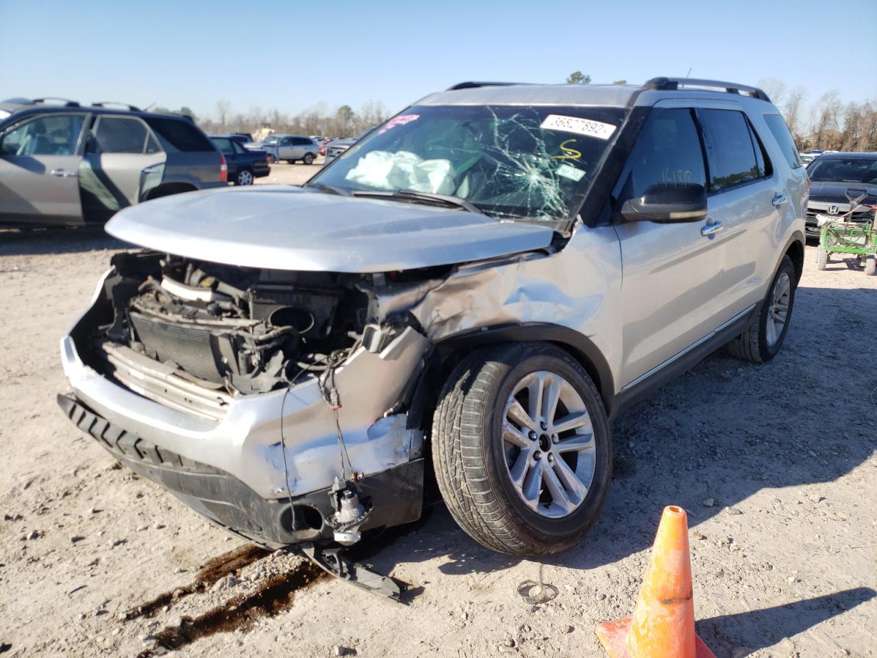 Photo 2 from auction – 2012 FORD EXPLORER X with VIN 1FMHK8D81CGA74580