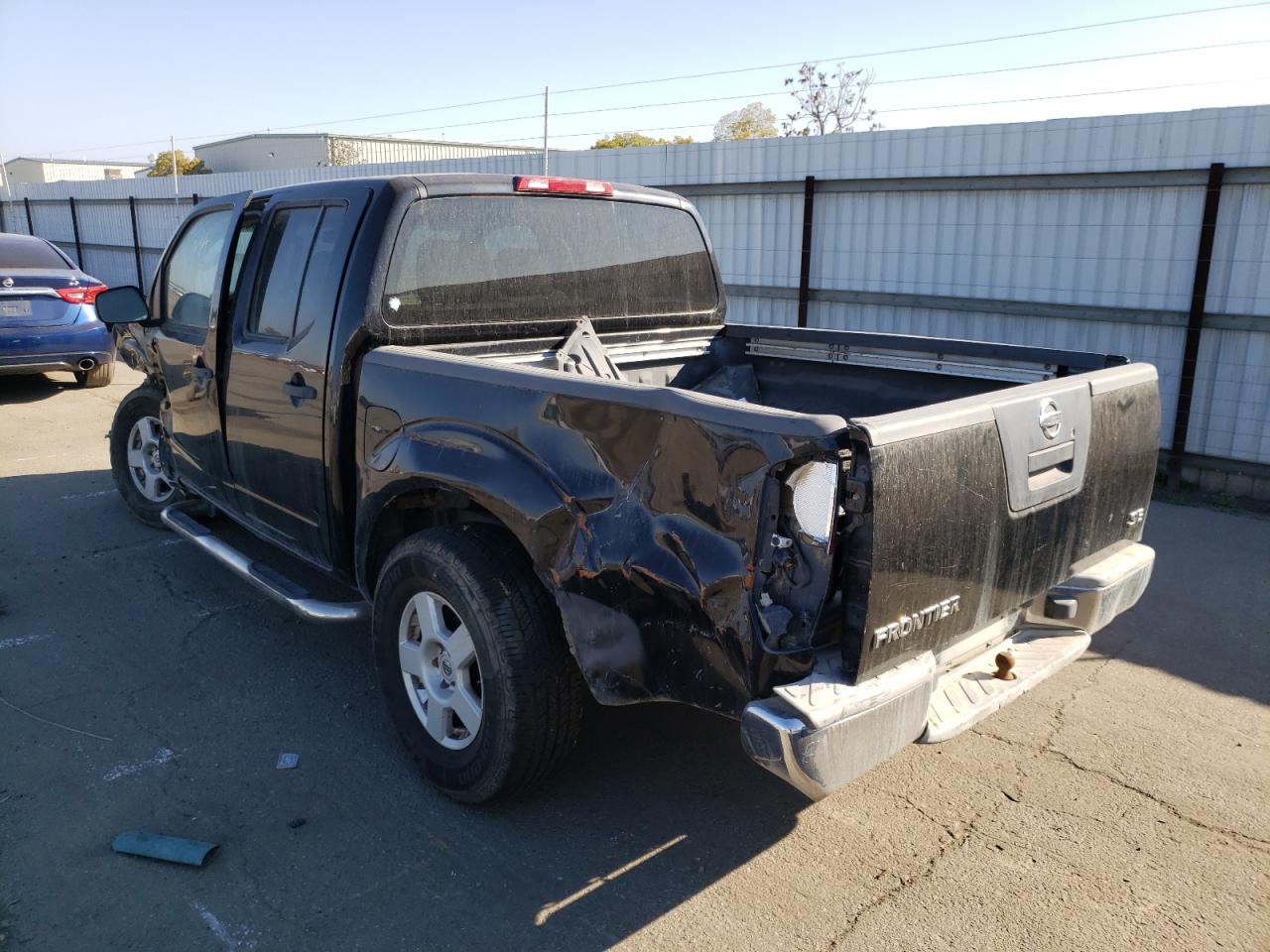 Photo 10 from auction – 2006 NISSAN FRONTIER C with VIN 1N6AD07U36C413648