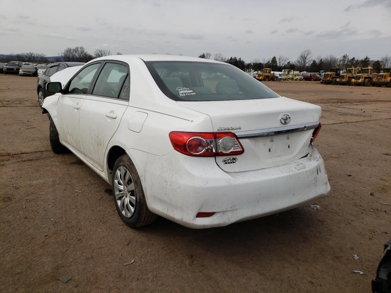 Photo 3 from auction – 2013 TOYOTA COROLLA with VIN 5YFBU4EE5DP208492