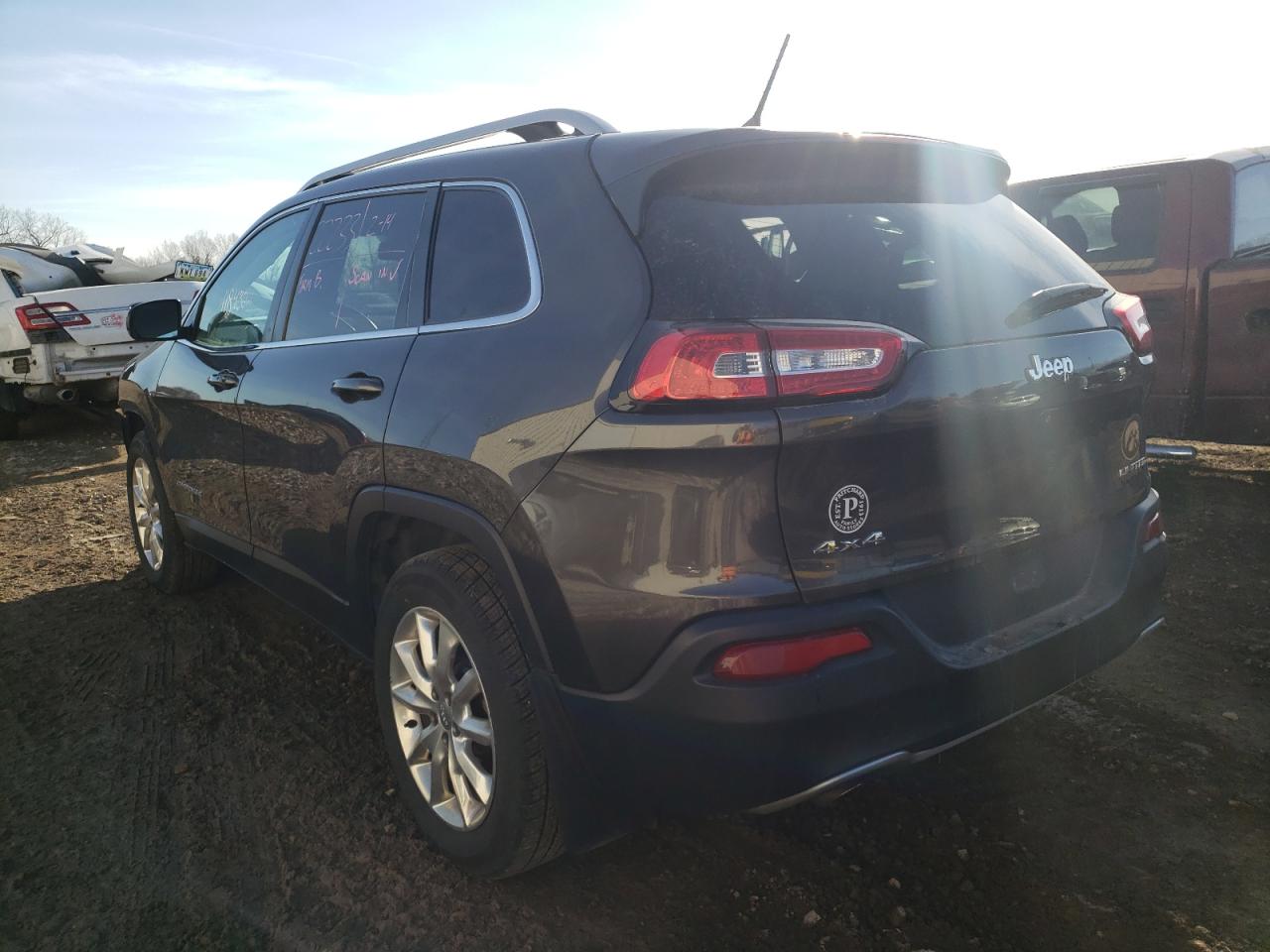 Photo 3 from auction – 2014 JEEP CHEROKEE L with VIN 1C4PJMDB1EW214532