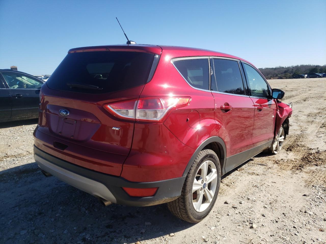 Photo 4 from auction – 2016 FORD ESCAPE SE with VIN 1FMCU0G7XGUA90454