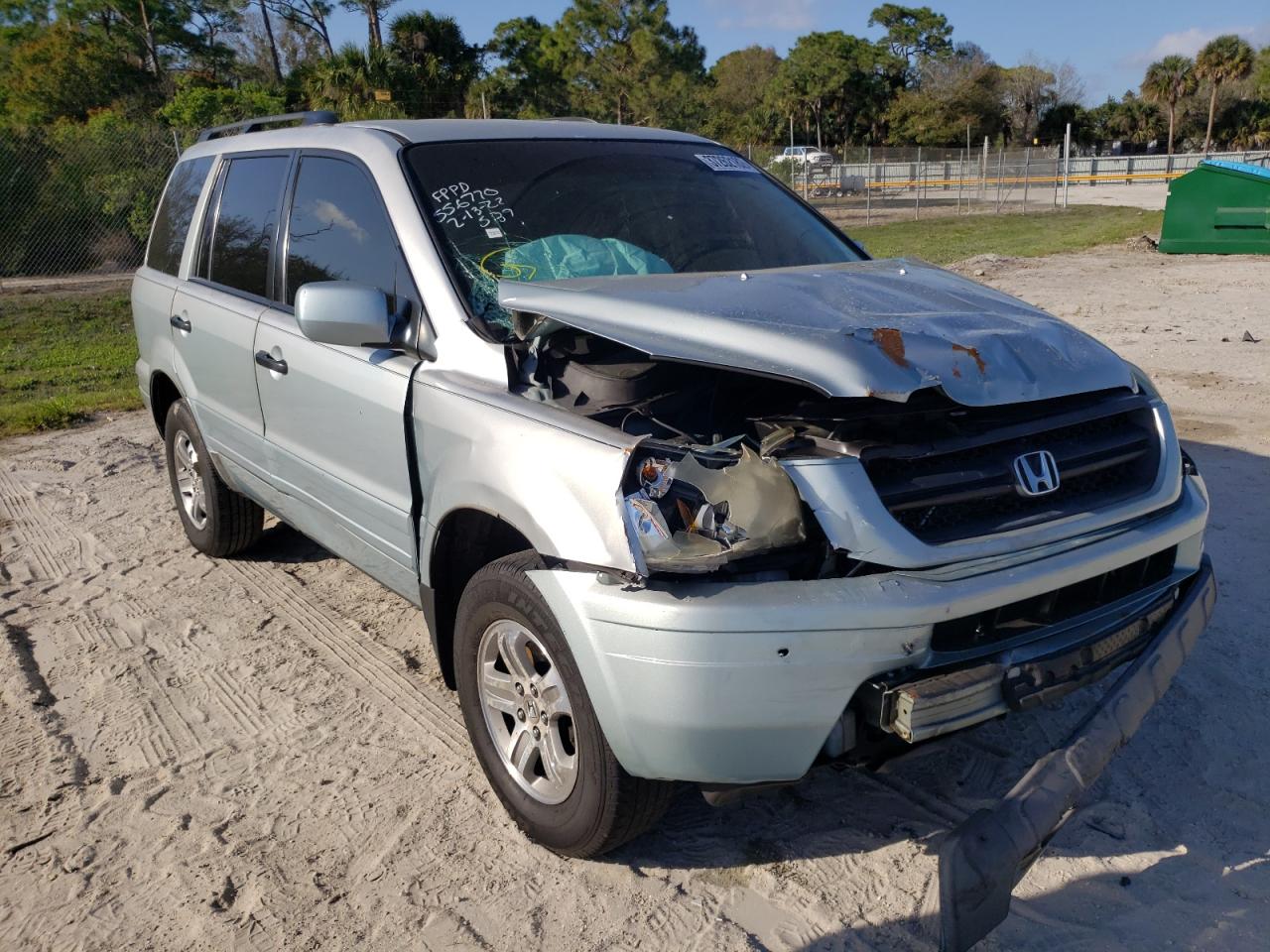HONDA PILOT EXL 2003 with VIN 2HKYF18563H577078 - Photo from auction