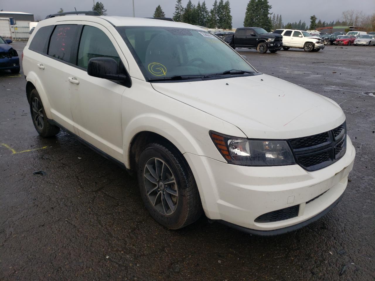 DODGE JOURNEY SE 2018 with VIN 3C4PDCAB3JT274754 - Photo from auction