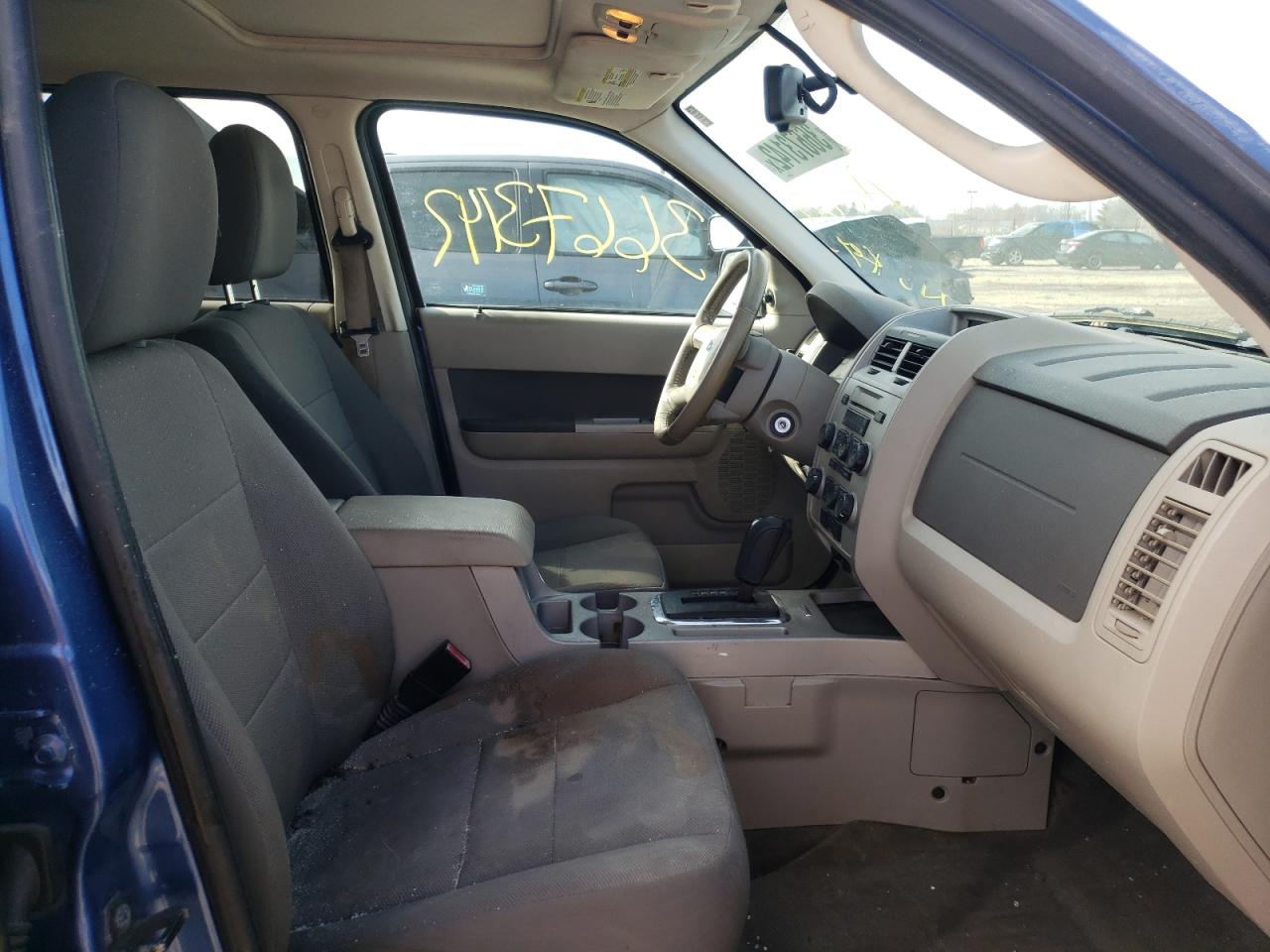Photo 5 from auction – 2010 FORD ESCAPE XLT with VIN 1FMCU0DG0AKA69507