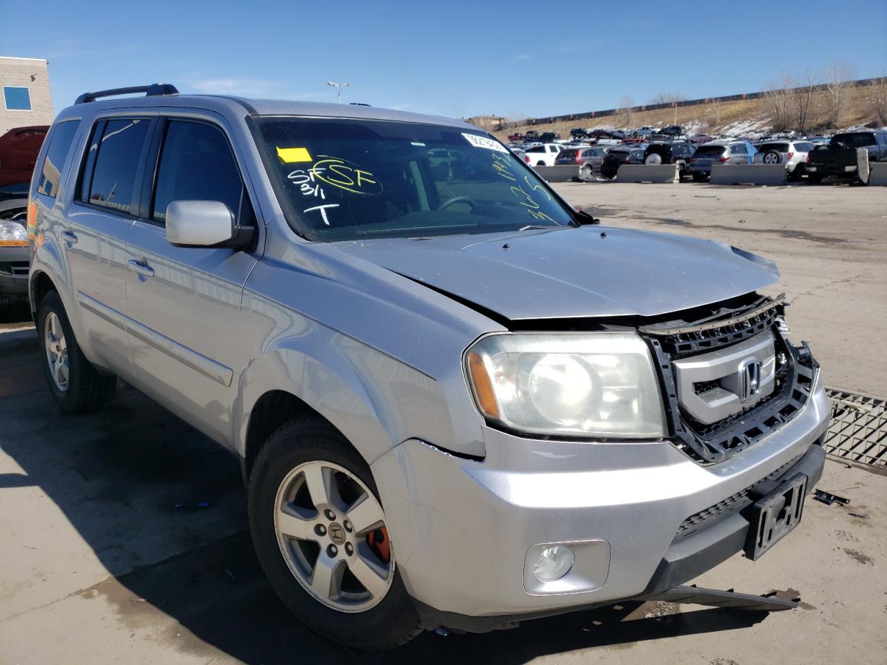 HONDA PILOT EX 2011 with VIN 5FNYF4H41BB085659 - Photo from auction