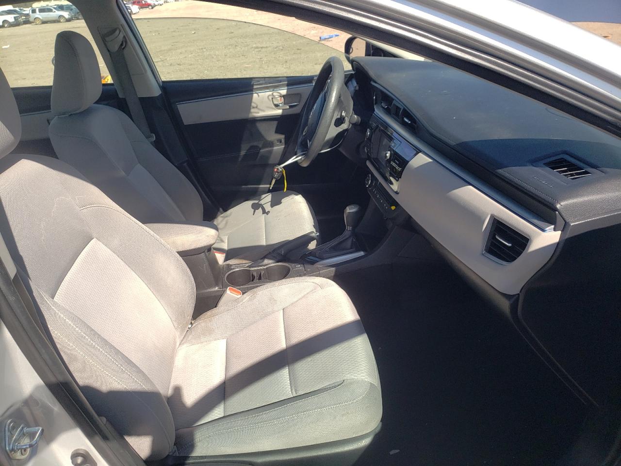 Photo 5 from auction – 2014 TOYOTA COROLLA L with VIN 5YFBURHE7EP138679