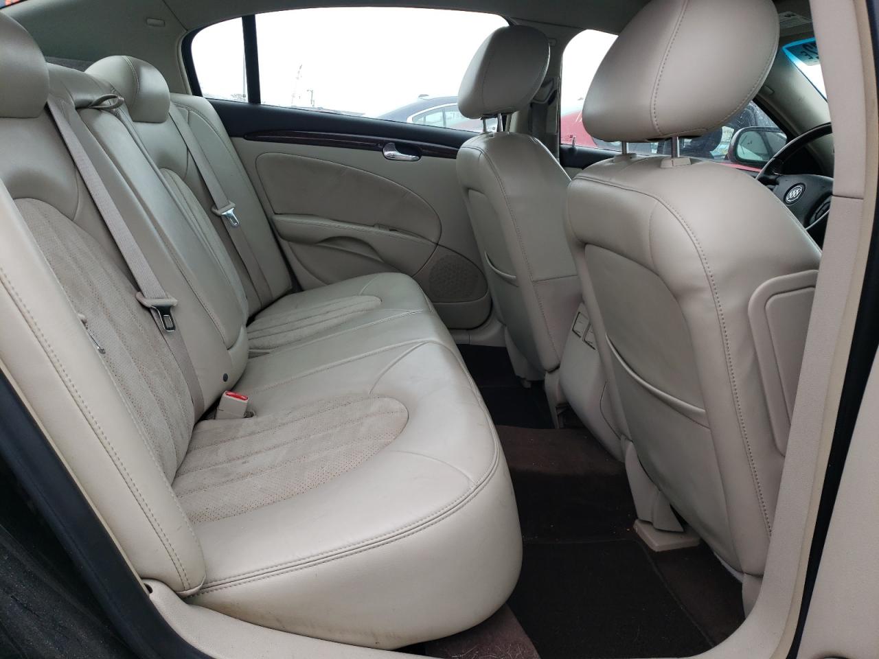 Photo 6 from auction – 2010 BUICK LUCERNE SU with VIN 1G4HK5E97AU137427