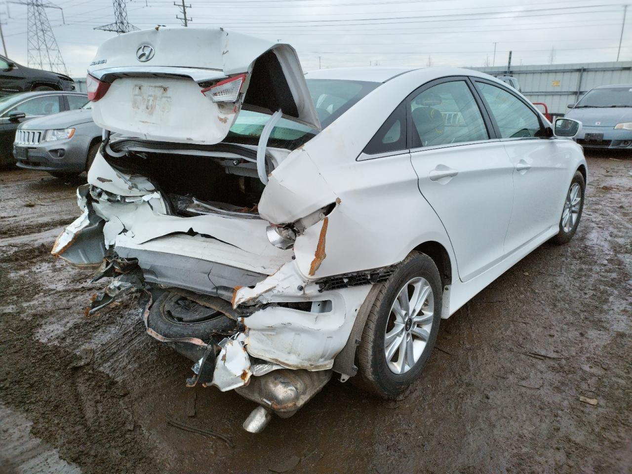 Photo 4 from auction – 2014 HYUNDAI SONATA GLS with VIN 5NPEB4AC8EH843583