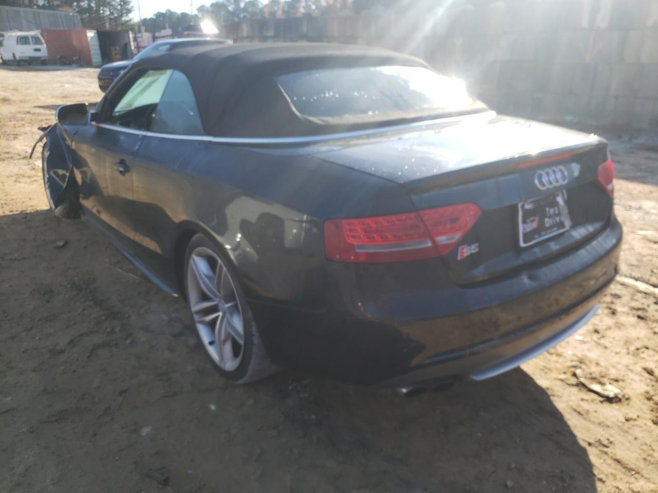 Photo 3 from auction – 2011 AUDI S5 PREMIUM with VIN WAUCGAFH5BN001742