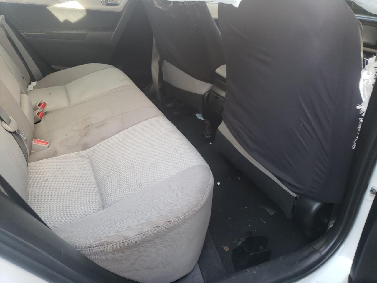 Photo 6 from auction – 2016 TOYOTA COROLLA 4 with VIN 5YFBURHE2GP474601
