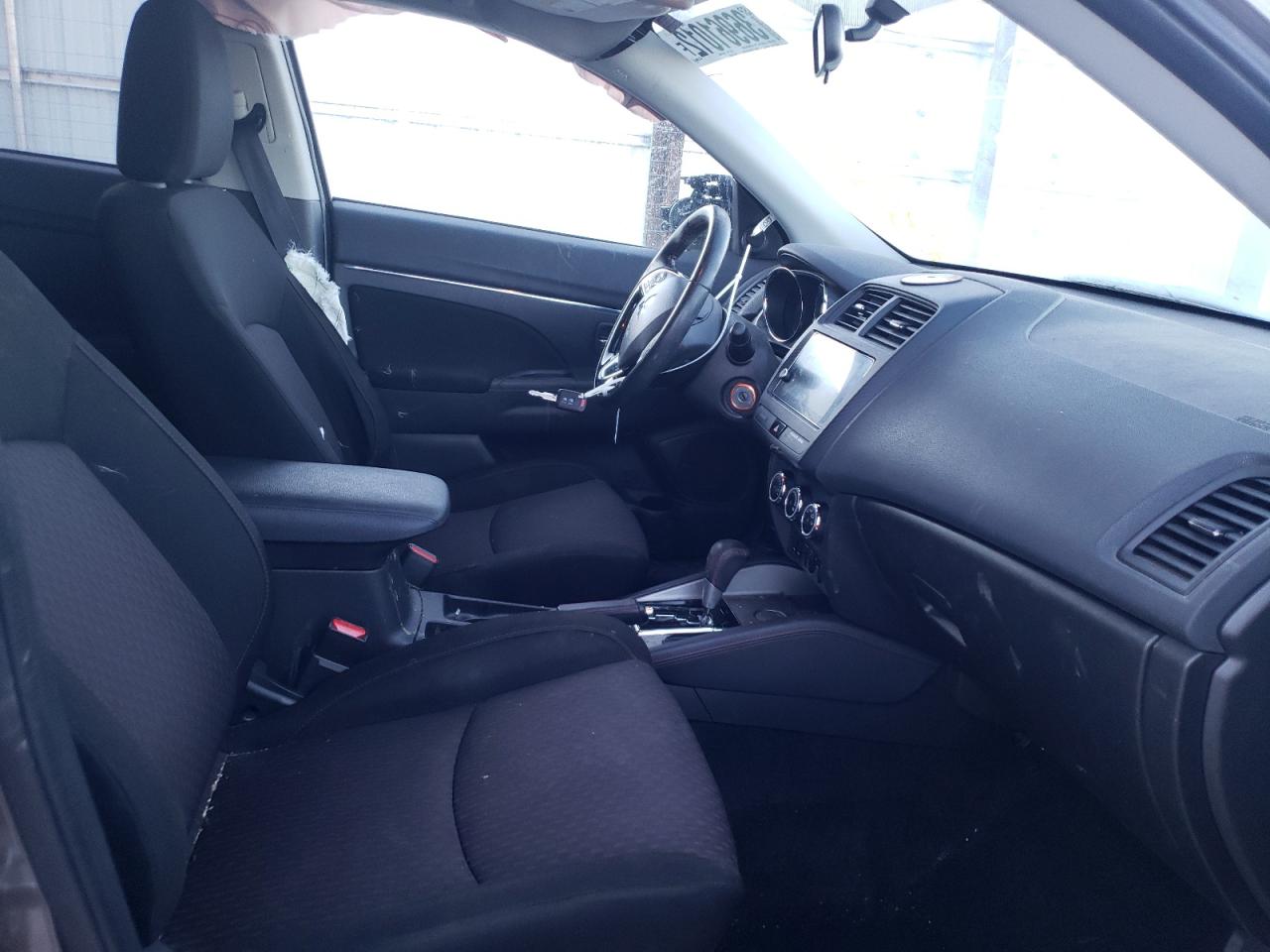 Photo 5 from auction – 2019 MITSUBISHI OUTLANDER with VIN JA4AP3AU3KU008392