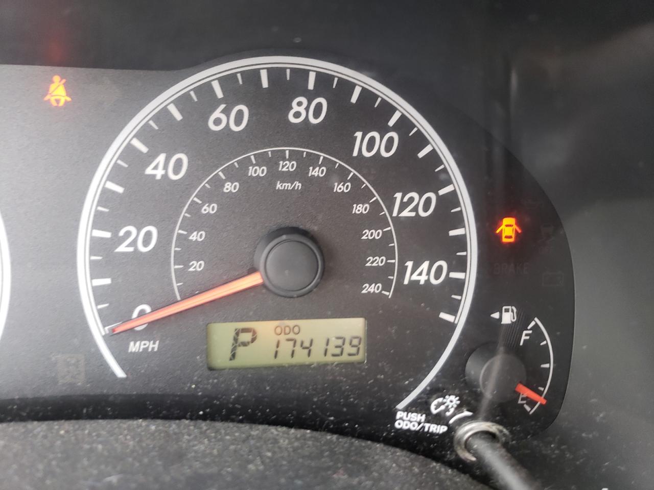 Photo 8 from auction – 2013 TOYOTA COROLLA with VIN 5YFBU4EE5DP208492
