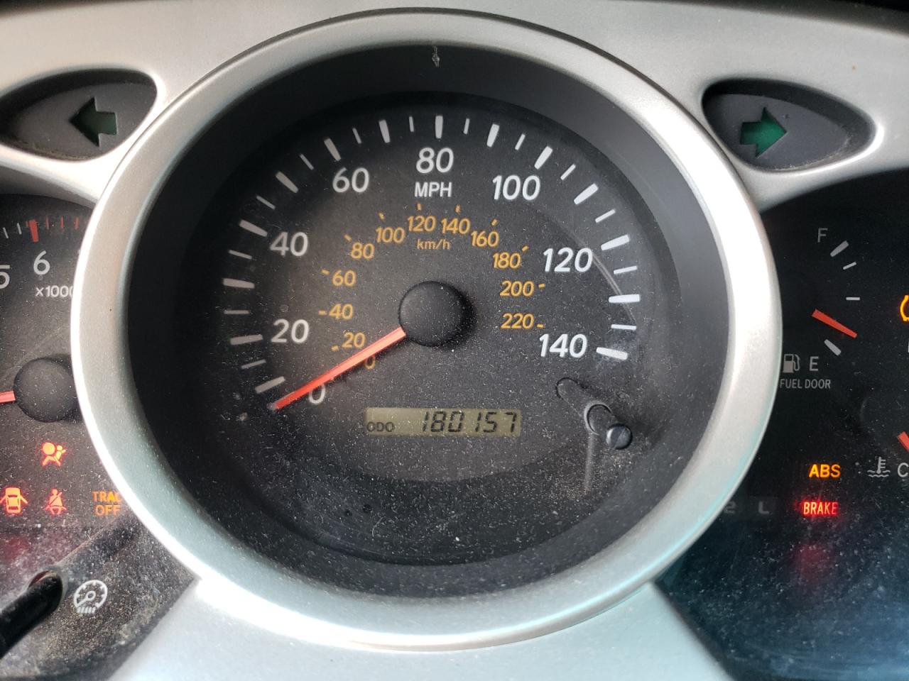 Фото 8 с аукциона – 2004 TOYOTA HIGHLANDER с VIN JTEDP21A040018662