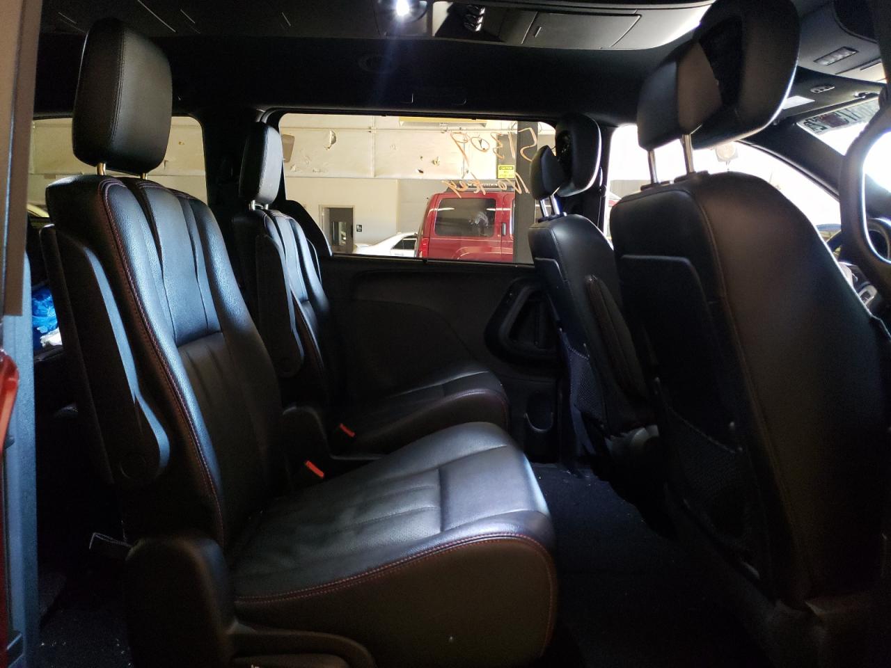 Photo 6 from auction – 2019 DODGE GRAND CARA with VIN 2C4RDGEG5KR663096