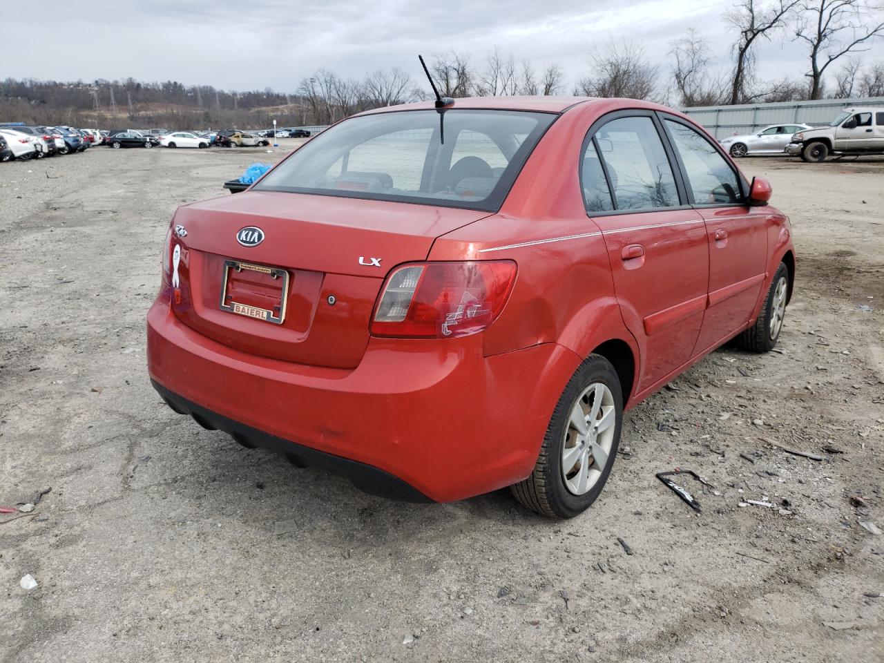 Foto 4 de la subasta – 2010 KIA RIO LX con VIN KNADH4A33A6687920