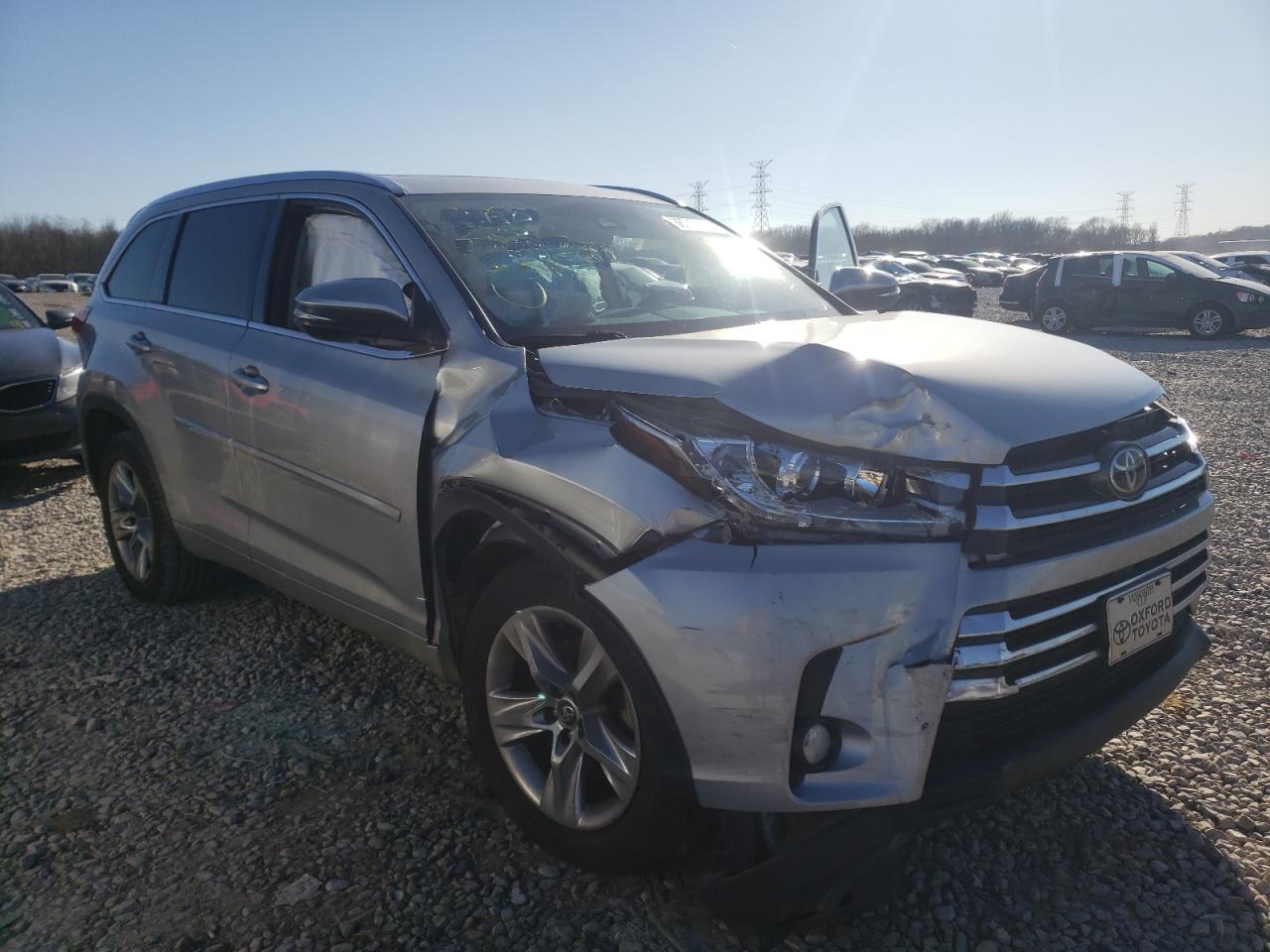 Foto 1 de la subasta – 2017 TOYOTA HIGHLANDER con VIN 5TDYZRFH5HS212332