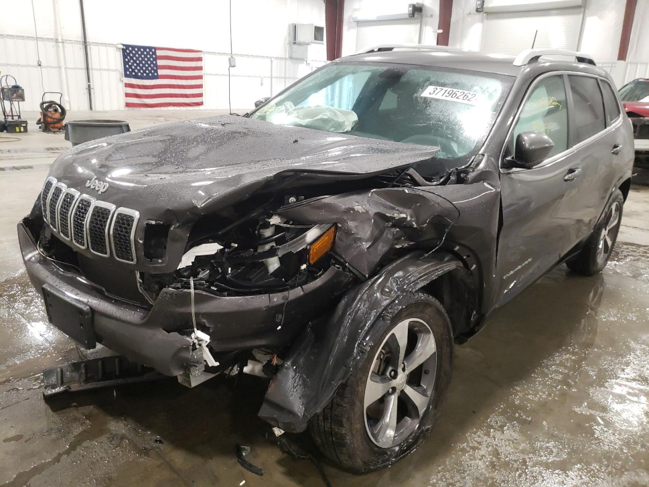 Photo 2 from auction – 2019 JEEP CHEROKEE L with VIN 1C4PJMDX4KD125878
