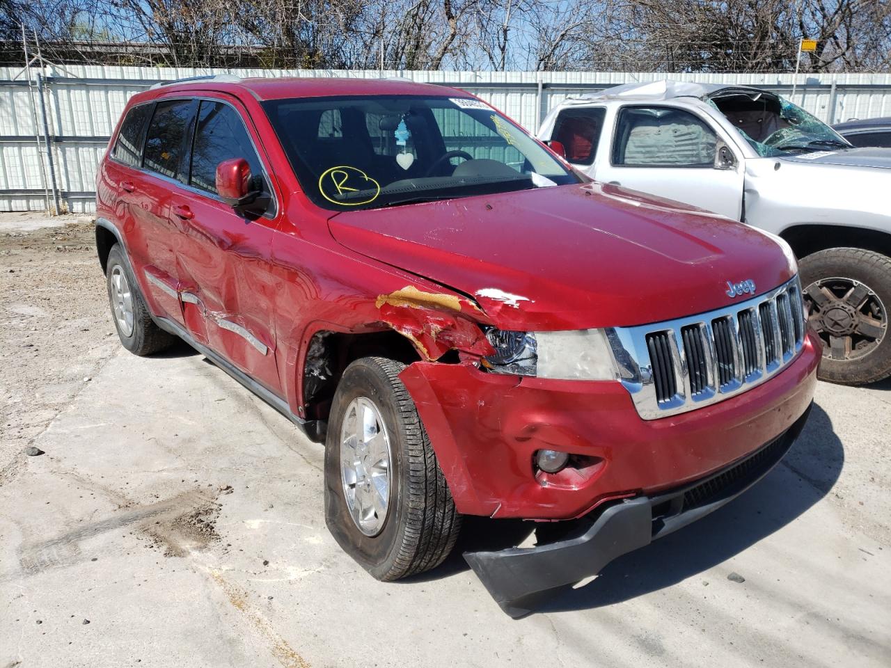 JEEP GRAND CHER 2011 with VIN 1J4RR4GG2BC552876 - Photo from auction